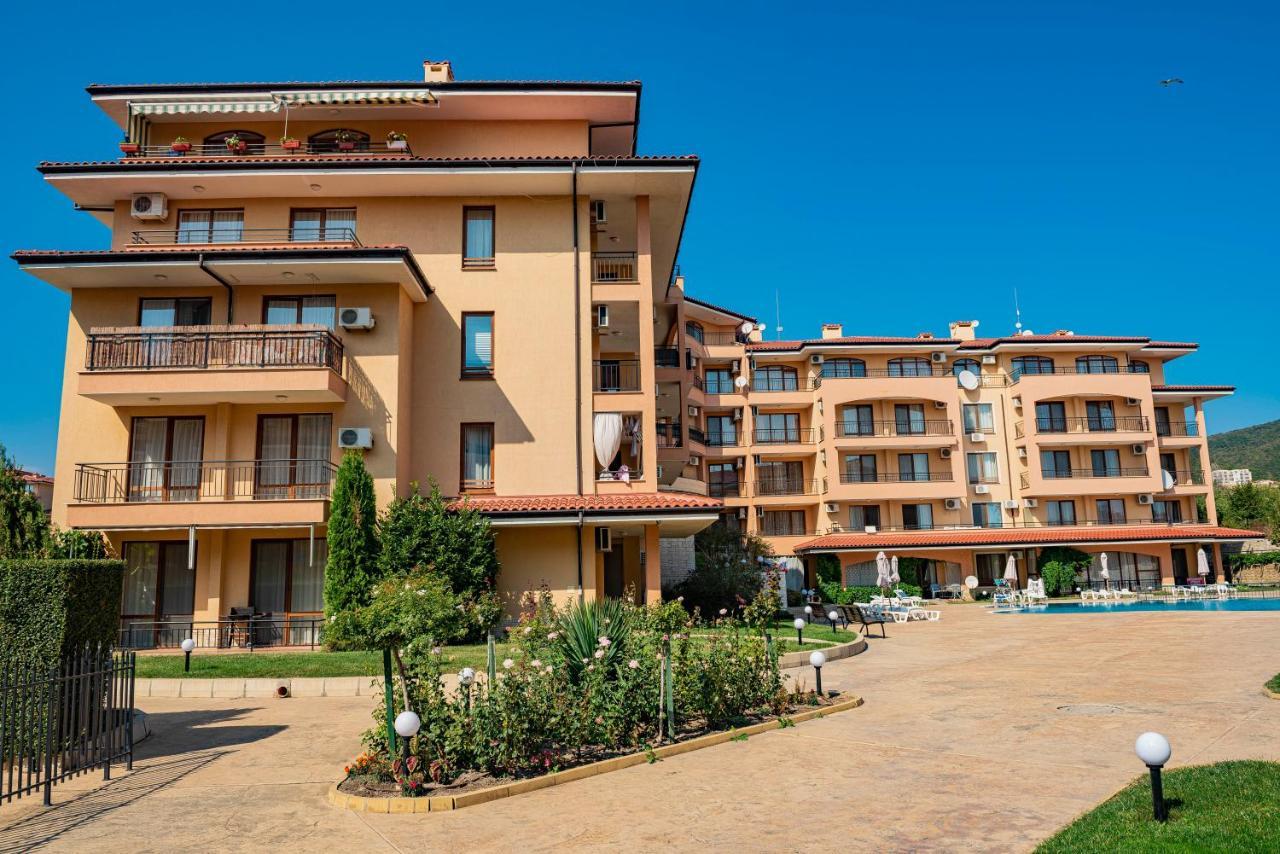 Menada Sky Dreams Apartments Sveti Vlas Dış mekan fotoğraf
