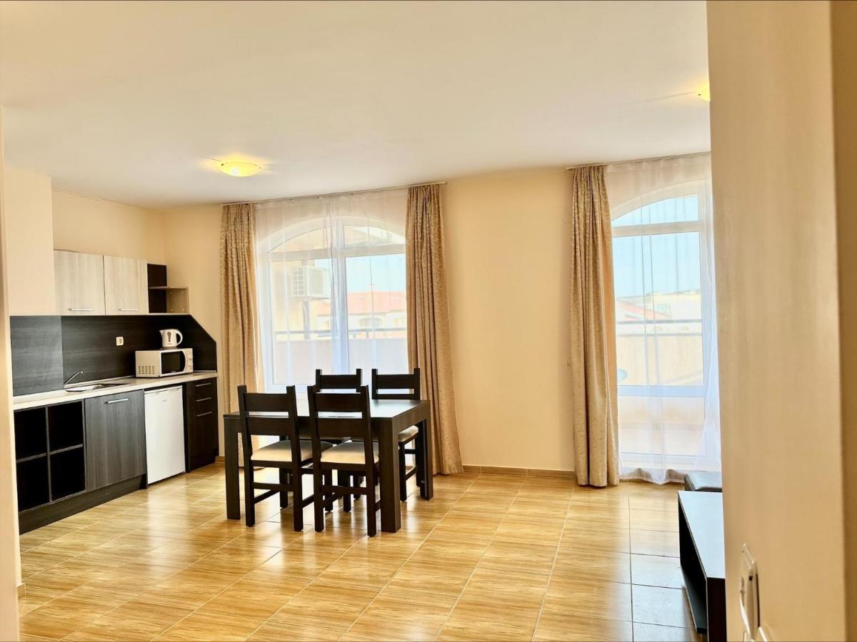 Menada Sky Dreams Apartments Sveti Vlas Dış mekan fotoğraf