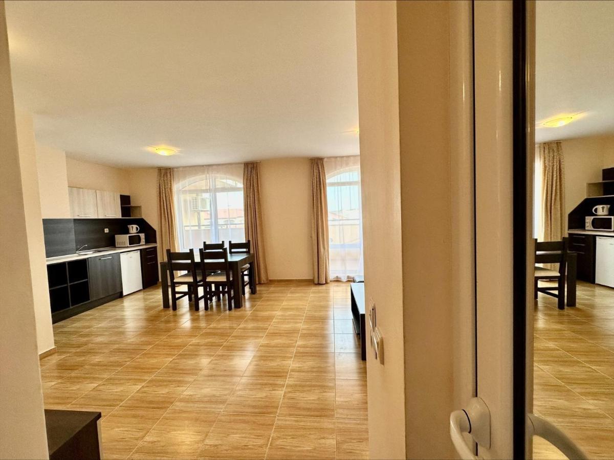Menada Sky Dreams Apartments Sveti Vlas Dış mekan fotoğraf